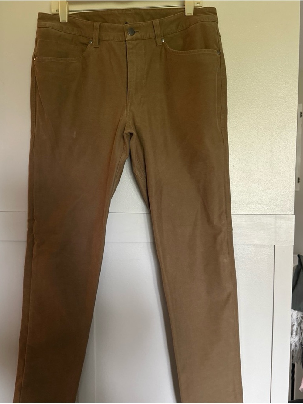 Men's Lululemon Classic Brown Straight-Leg Pants
